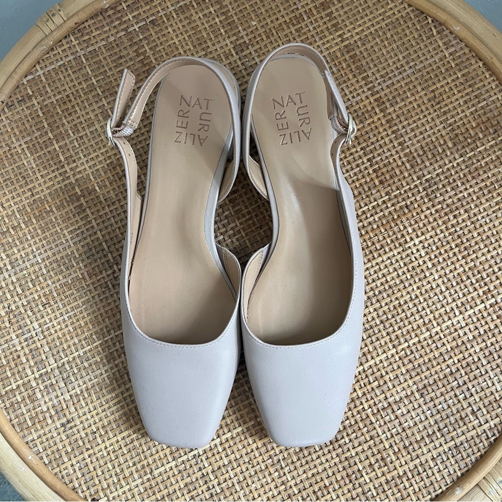 Naturalizer Jayla Slingback Pump